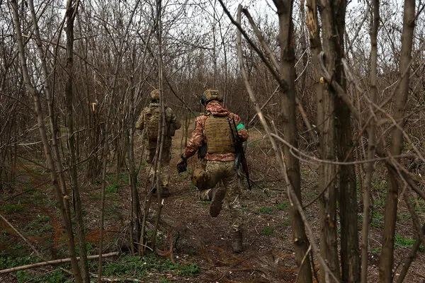 Военный эксперт Дандыкин: На Украине в зоне СВО проходит война разведок