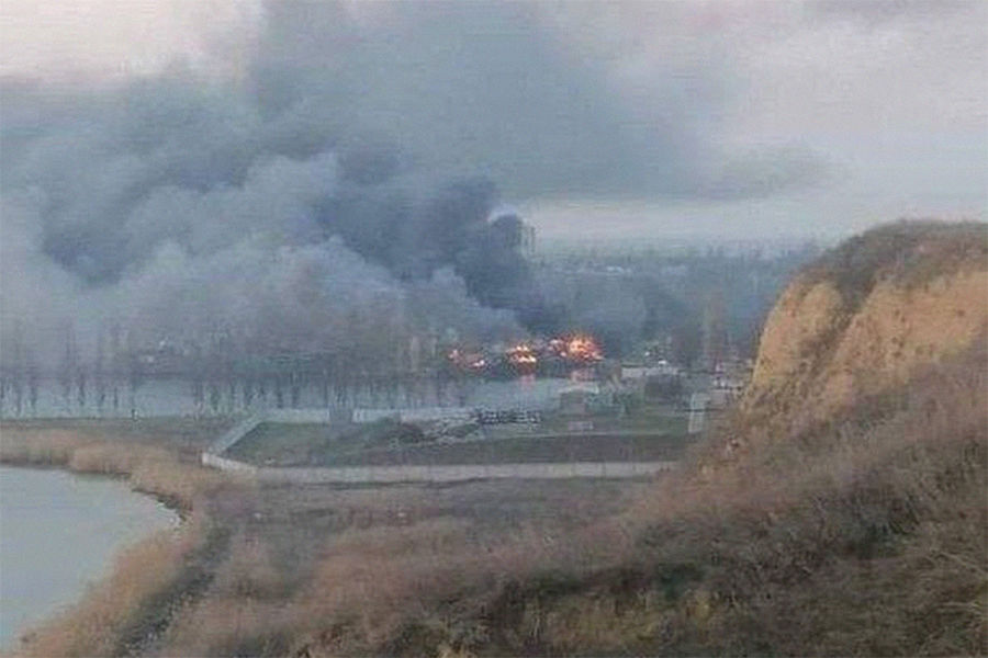 На территории порта в Очакове произошли взрывы, ВС РФ уничтожили инфраструктуру с беспилотниками ВСУ