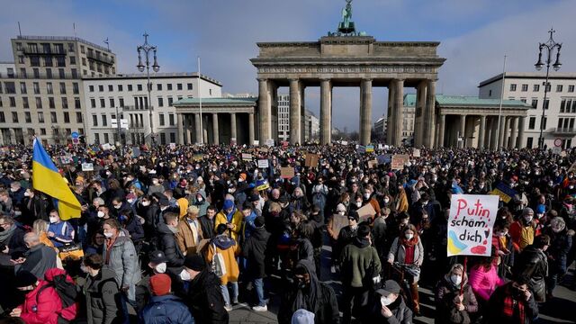 Der Spiegel: по мнению русских немцев, Берлин «забыл уроки истории» в своей позиции по Украине