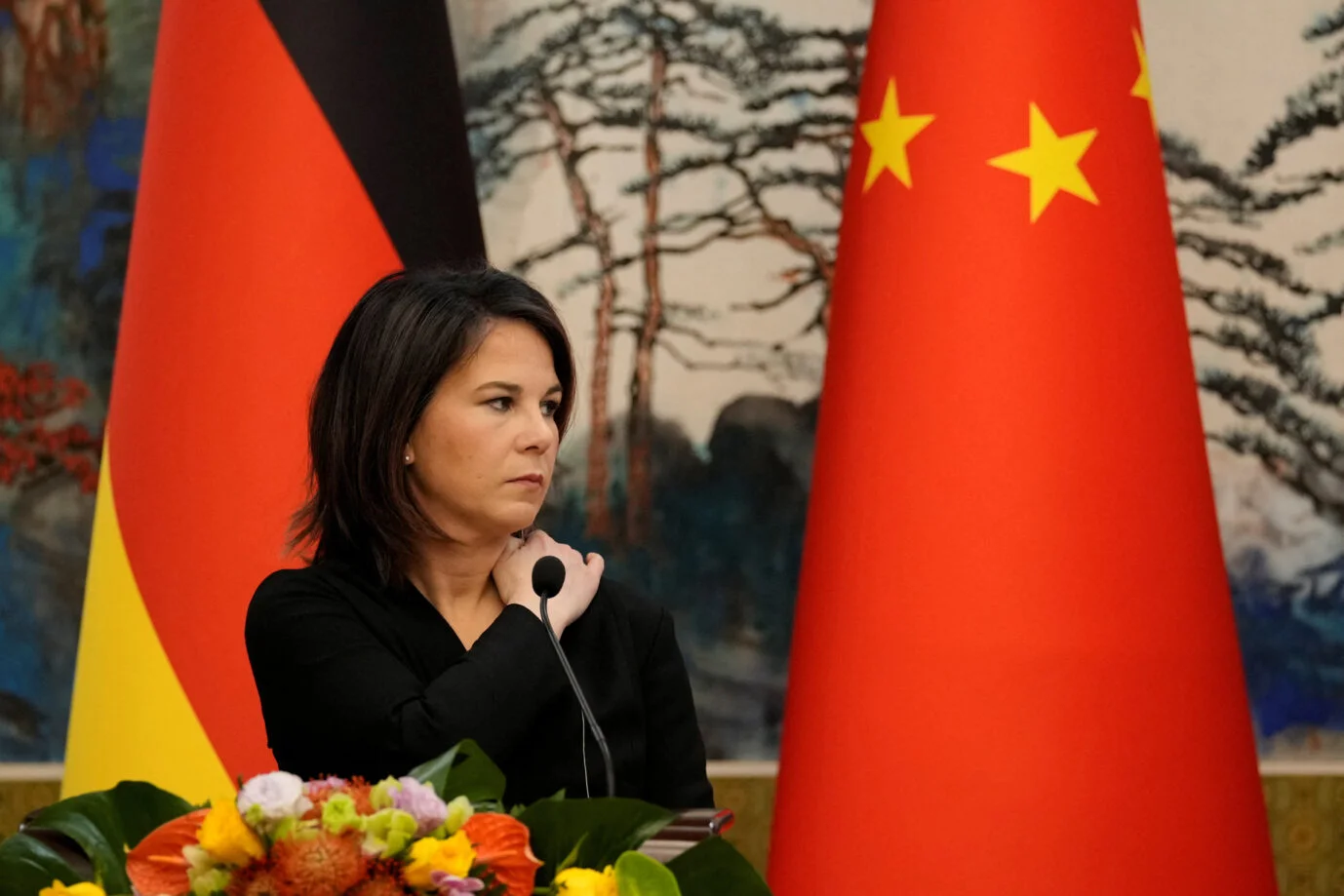 Die Zeit: Глава МИД ФРГ Бербок попыталась учить КНР демократии на Тайване и получила отпор
