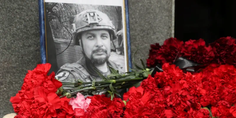 В Луганске появился народный мемориал в память о погибшем военкоре Владлене Татарском