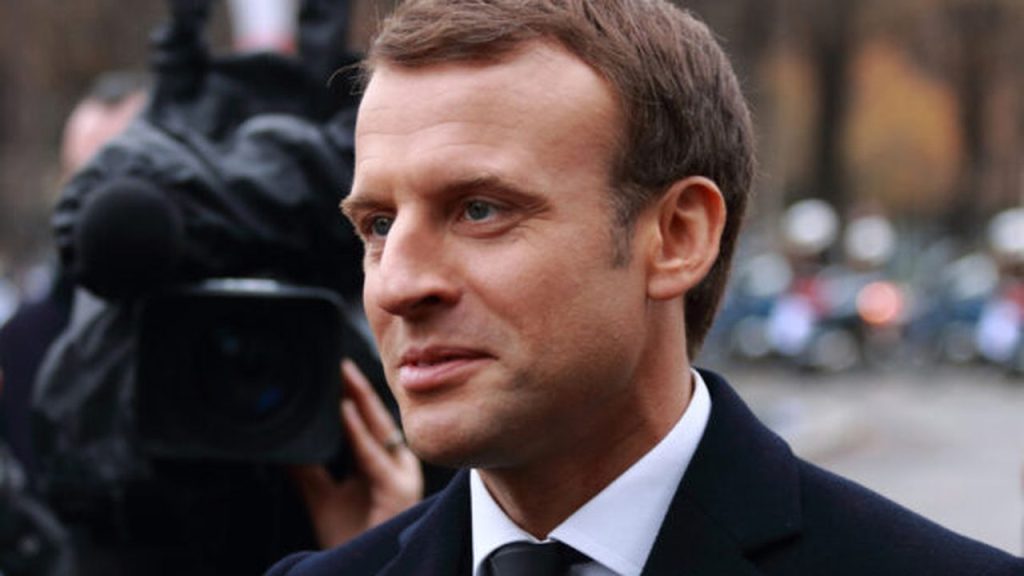 Parisien: Макрон заявил, что основной задачей является «не дать России победить» на СВО