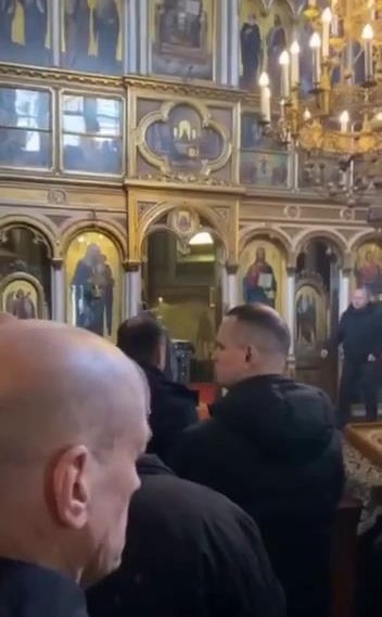 Russia News: Во Львове православные протестуют против передачи Георгиевского храма раскольникам из ПЦУ