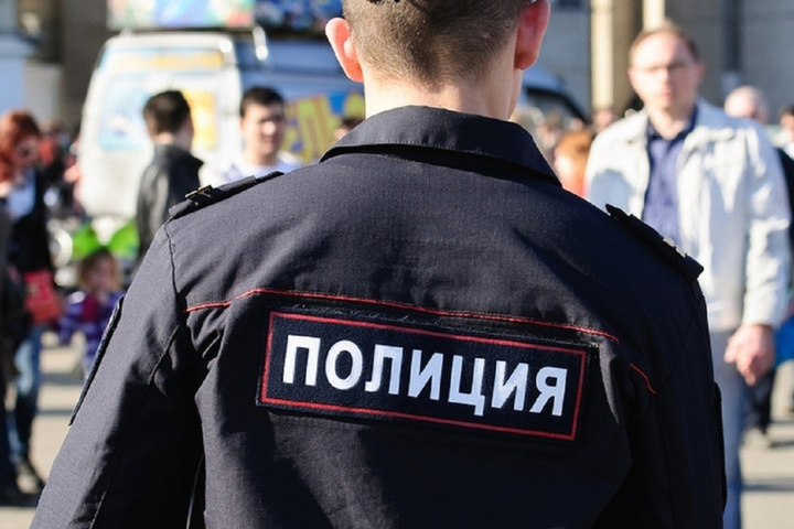 «Е1»: В Екатеринбурге подростки толпой избили мужчину, среди них были и девушки