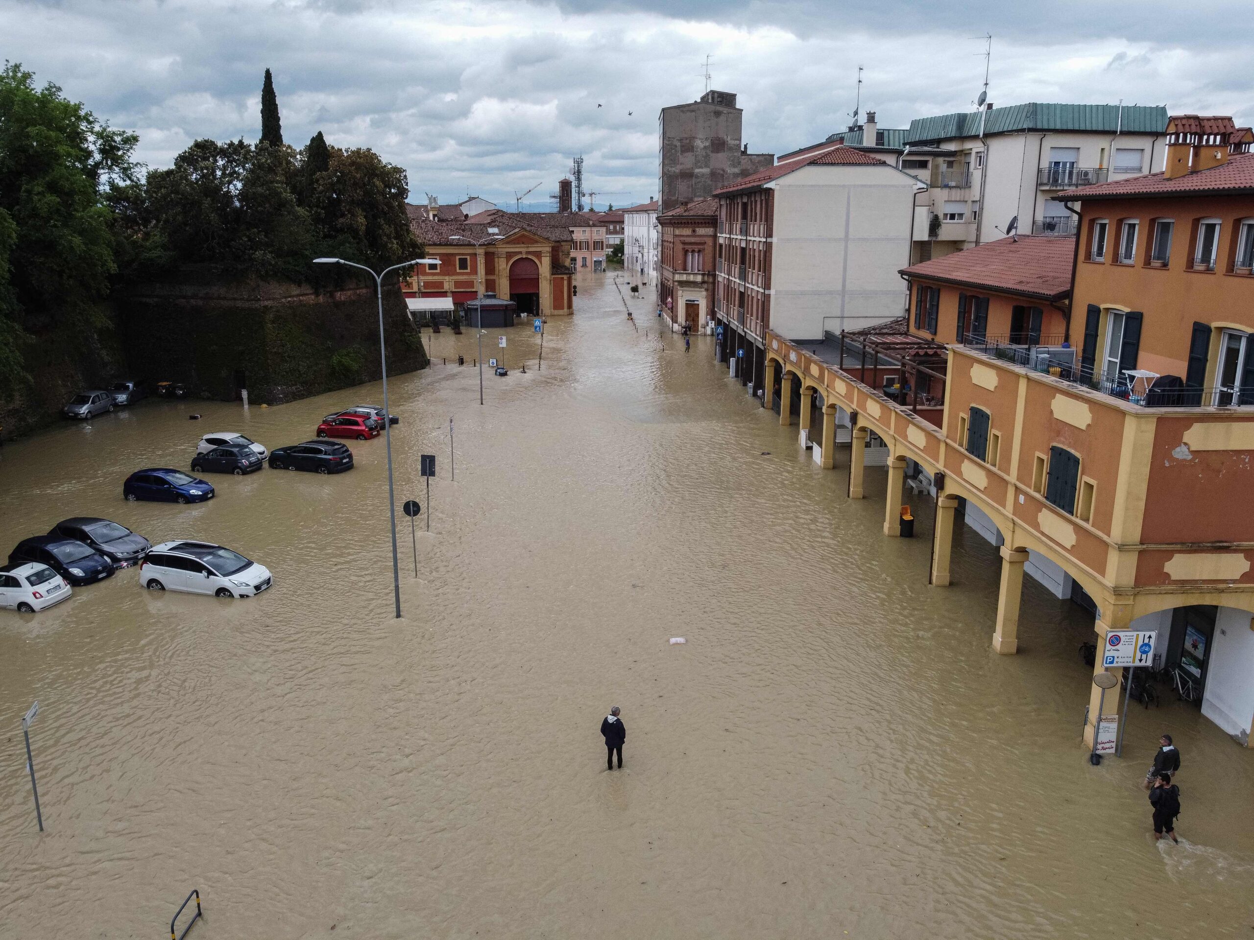 На северо-востоке Италии из-за наводнений эвакуировали более 36 тысяч человек