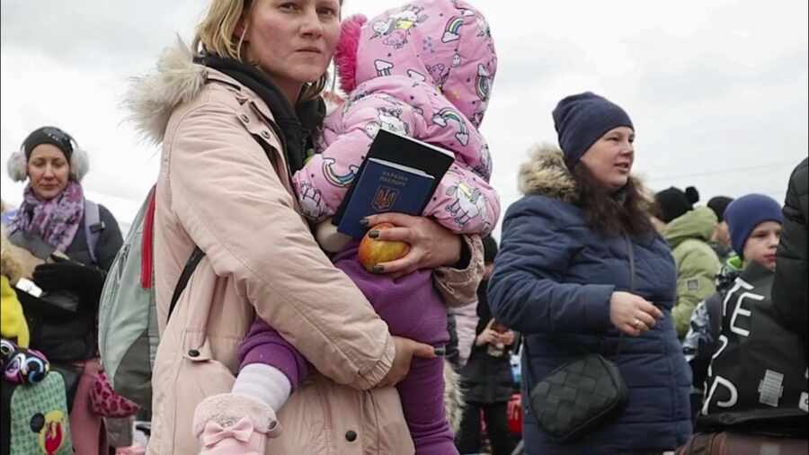 Irish Examiner: ЕС готов платить украинским беженцам, лишь бы они уехали на Украину