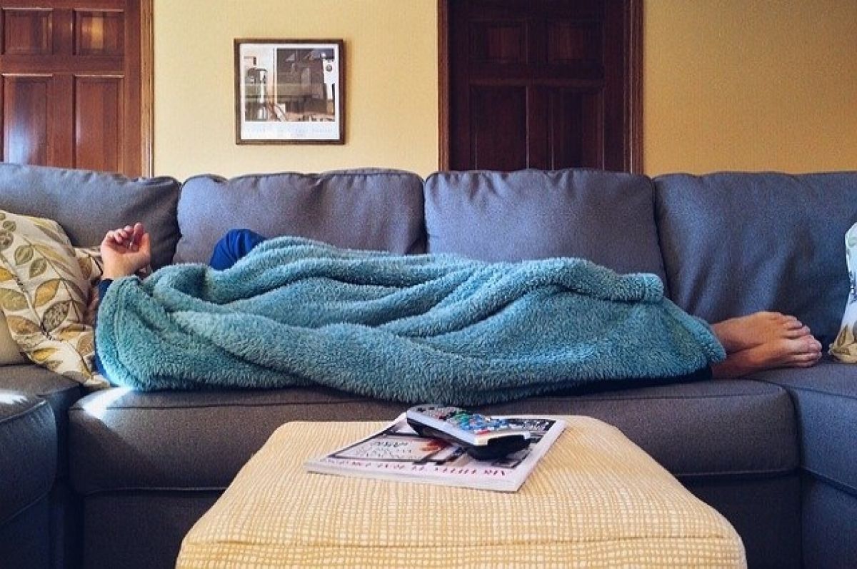 Эксперт Тяжельников: Выходные на диване усугубят усталость на начало недели