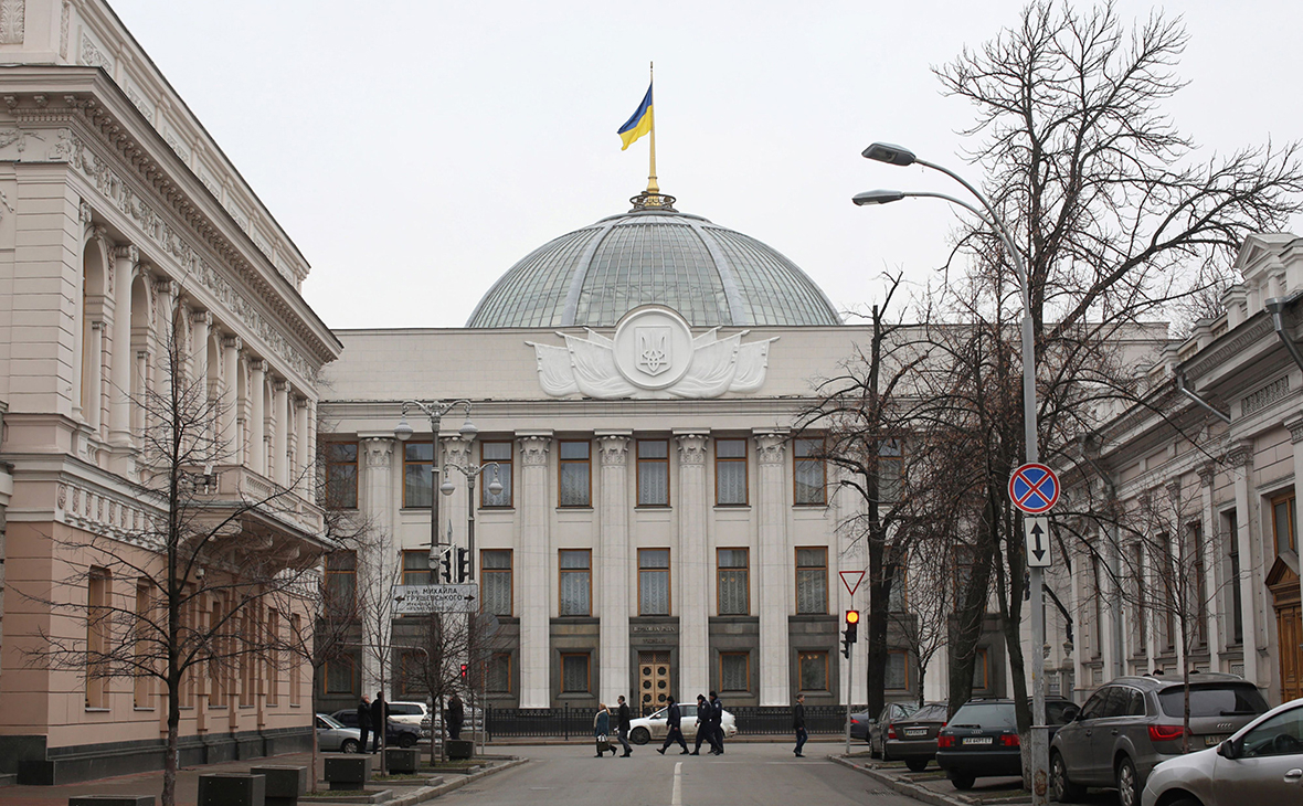 Депутат Верховной Рады предложил разместить на Украине ядерное оружие