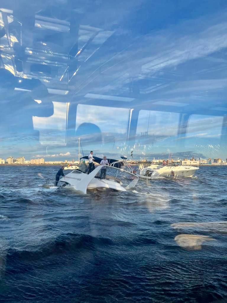СК возбудил уголовное дело по факту затопления катера «Карвер-41» в Финском заливе
