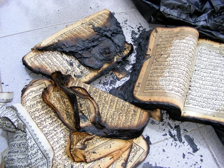SVT: граждане Швеции подали новые заявки на сожжение Корана, Торы и Библии