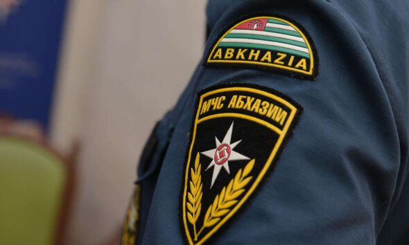 МЧС Абхазии: в Сухуме погибли два человека при взрыве в частном доме