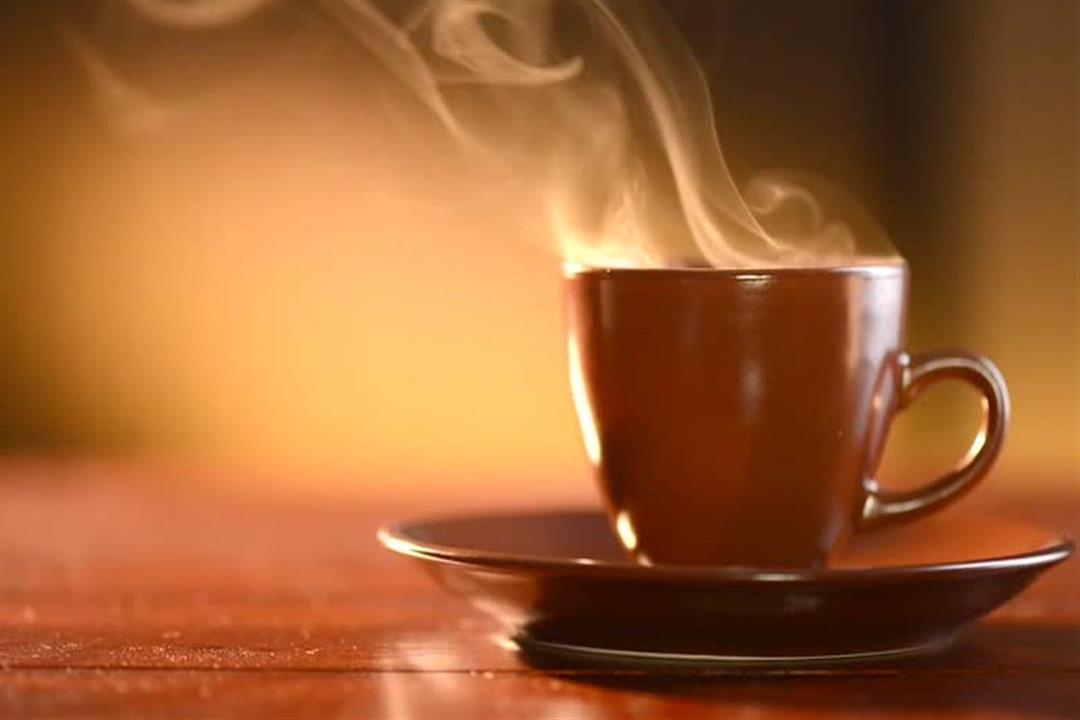 Хирург: горячий чай вдвое увеличивает риск развития рака гортани