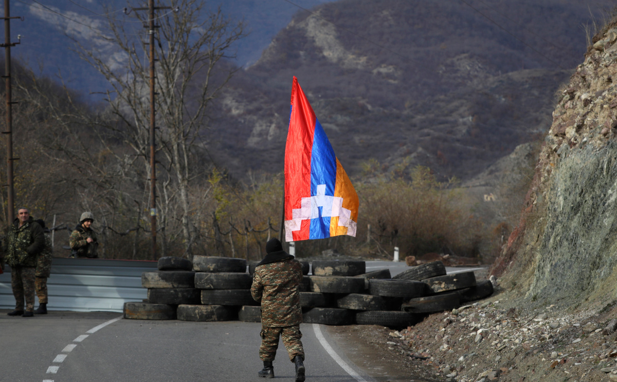 Армяне угрожают забрать Крым, который якобы состоит на 70% из их населения