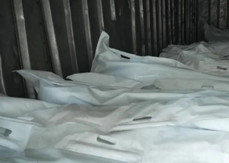 Германия передаст на Украину рефрижераторы для хранения тел погибших