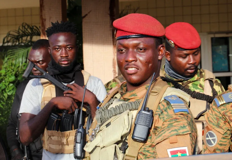 Власти Буркина-Фасо сообщили о попытке госпереворота и смещения Ибрагима Траоре