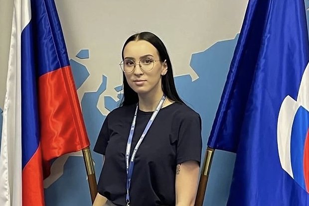 «Чита.ру»: в Забайкалье 19-летняя дочь депутата Меняйло победила на выборах
