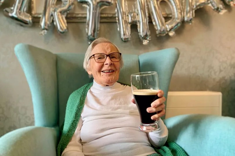 Gloucestershire Live: 104-летняя британка раскрыла свой секрет долголетия
