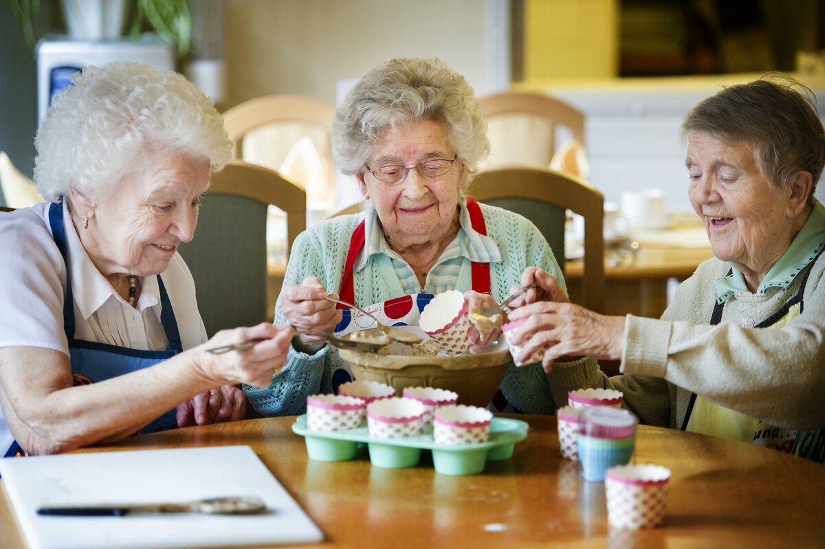 Исследование: хобби связано с уменьшением уровня счастья у пожилых