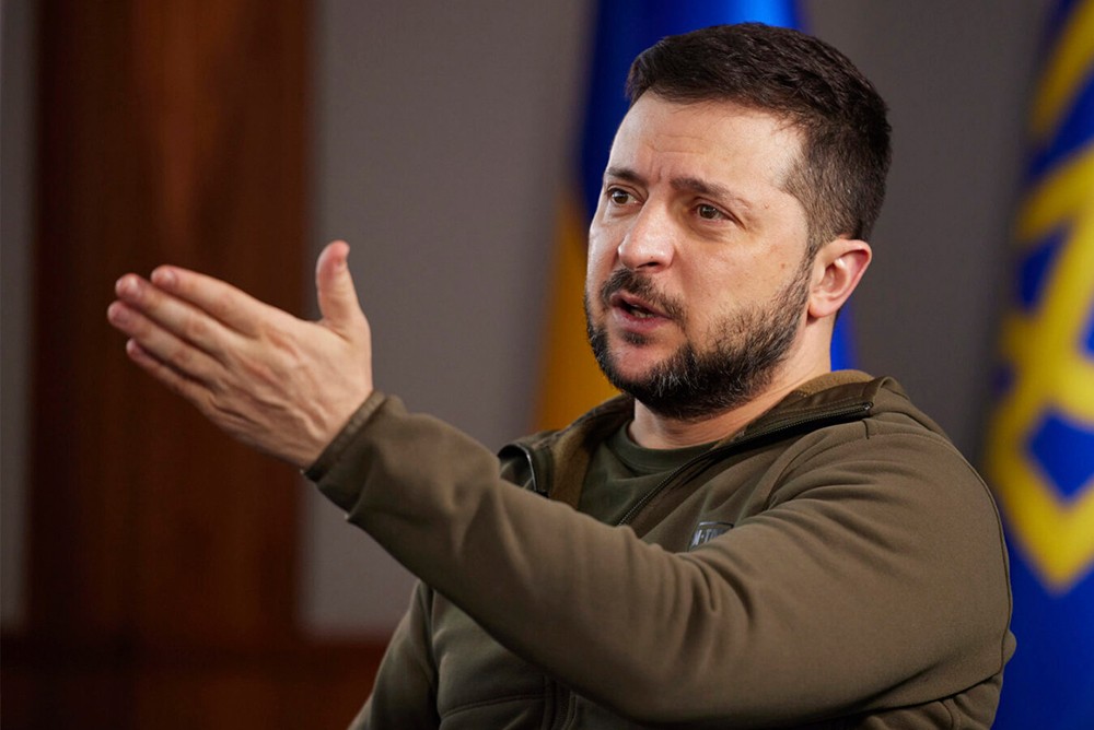 Песков: Киев избаловался и уже привык к менторским замашкам