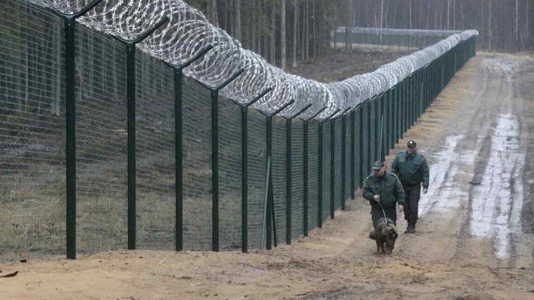 Польская оппозиция предложила перестроить заграждение на границе с Белоруссией