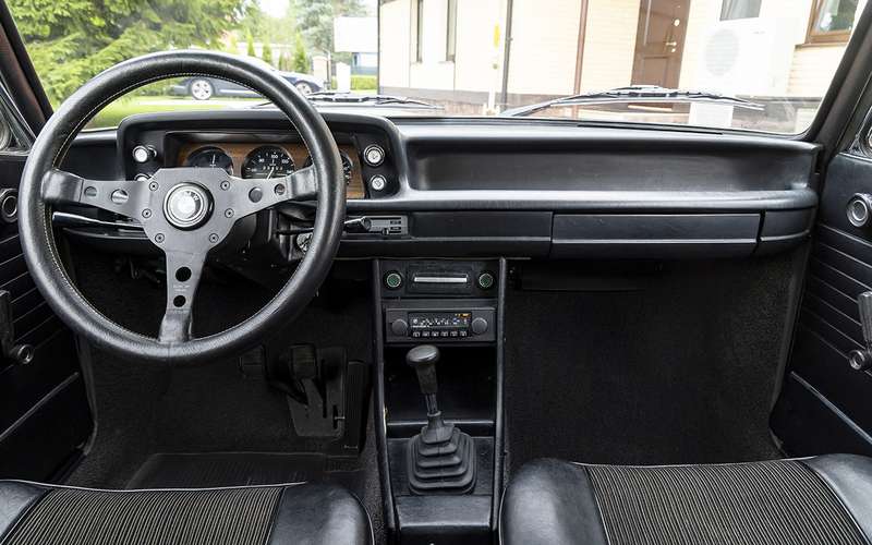 «За рулем» нашел интересные факты о BMW 1502, предшественнике 3-ей серии