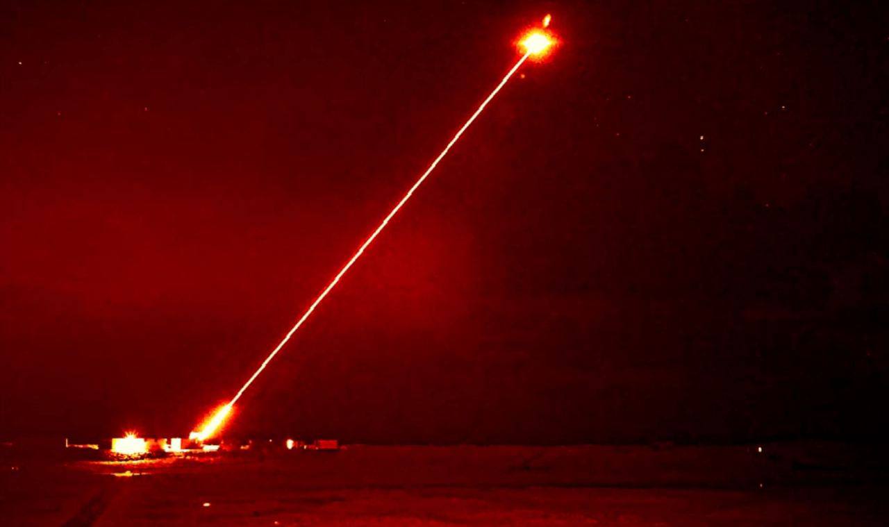 МО Великобритании впервые провело боевые испытания лазерного оружия DragonFire