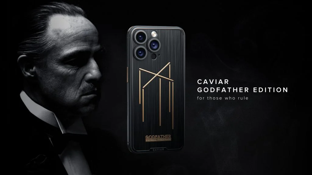 Caviar представила новую коллекцию iPhone 15 Pro, вдохновленную фильмами о мафии